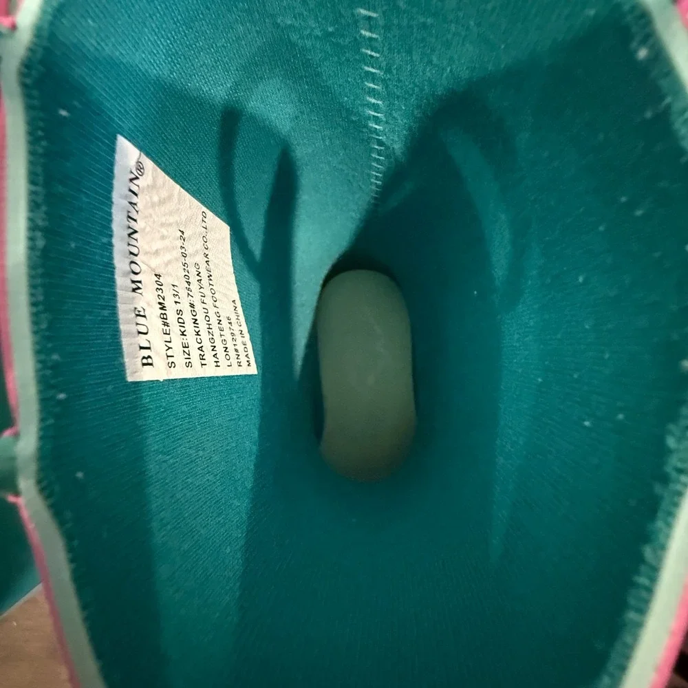 Blue Mountain Kids Unicorn Rainbow Rain Boots Size 13T Aqua Pink Waterproof